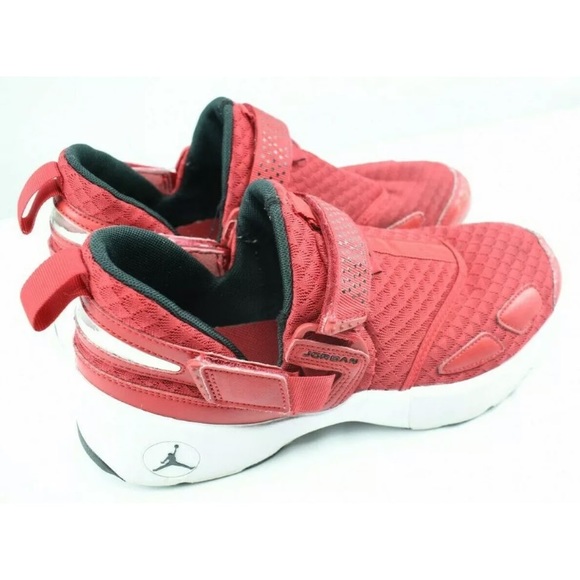 Men's Nike Size 8 Red Jordan Trunner Running Shoes - Picture 5 of 8